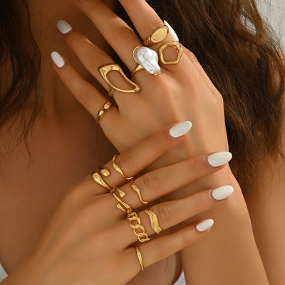 Fashionable Gold Chic Rings With Pearl Knuckle RingSet (12pcs)_img_0