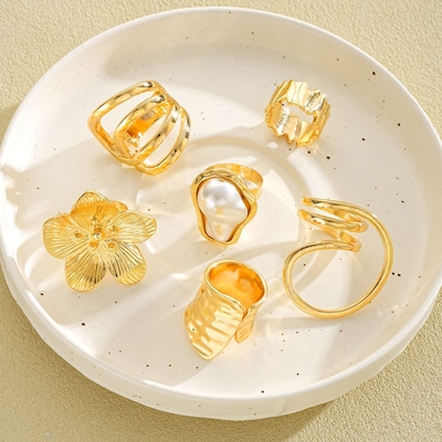 Fashionable Gold Chic Rings With Pearl Knuckle RingSet (6pcs)_img_3