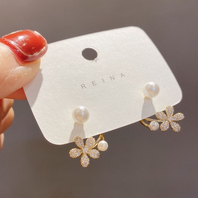 Flower Pearl Top Earrings_img_2