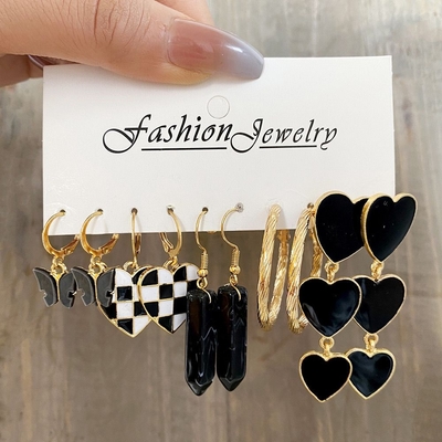 Gold and black trending Earring set_img_1