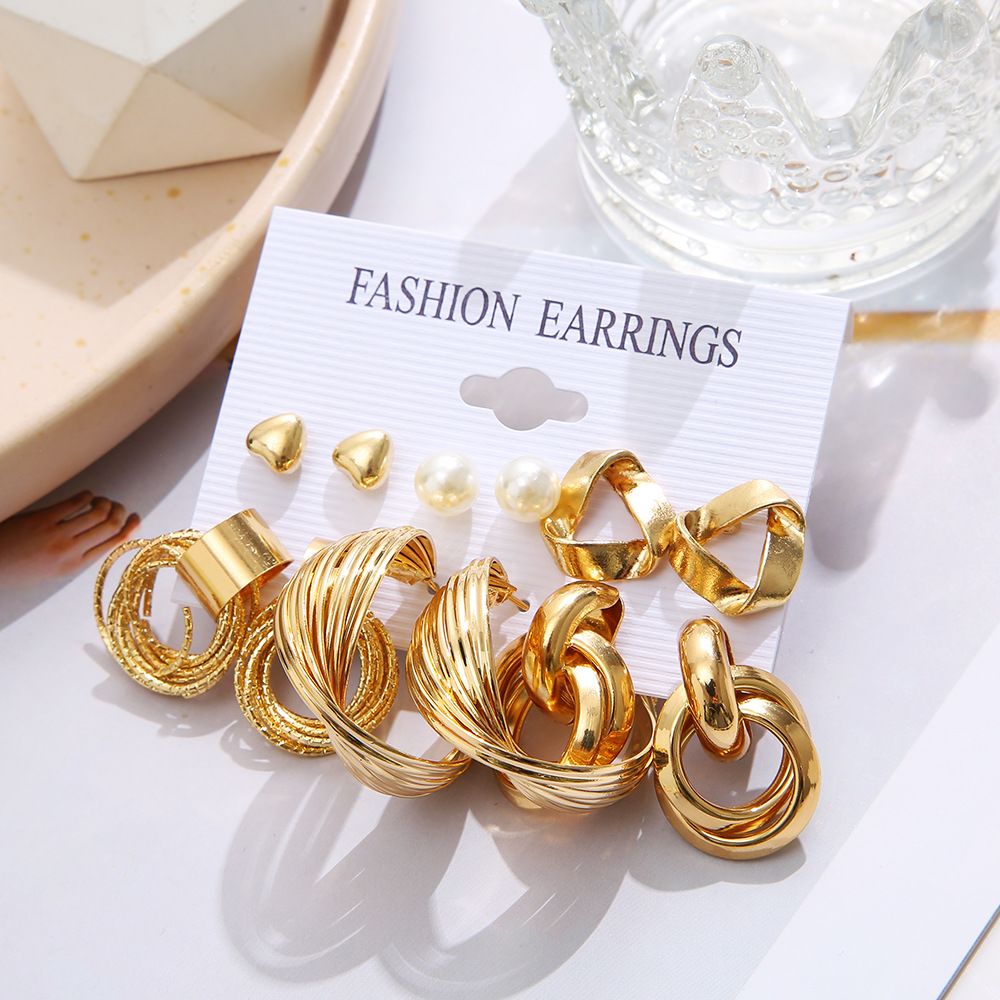 Trending golden earring set (6Pairs)