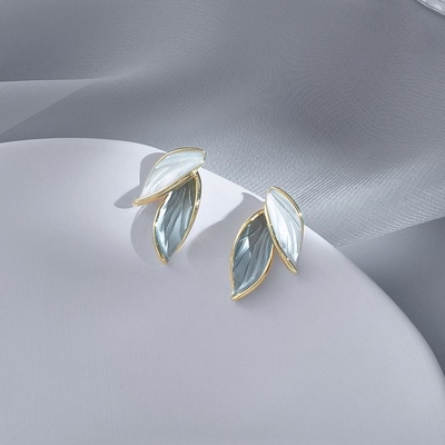 Beautiful leaf earrings_img_4