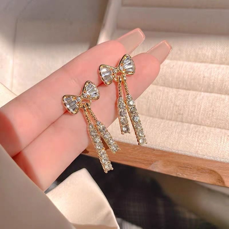 Cute bow stone earrings ✨_img_2
