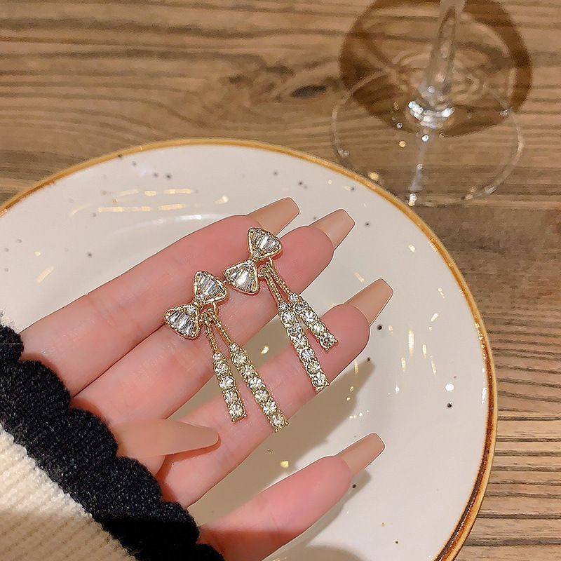 Cute bow stone earrings ✨_img_5