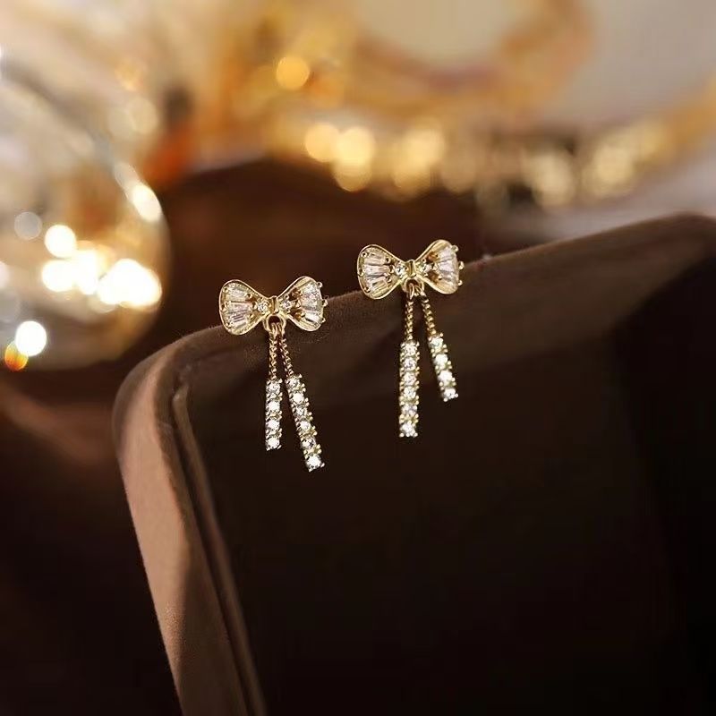 Cute bow stone earrings ✨_img_3