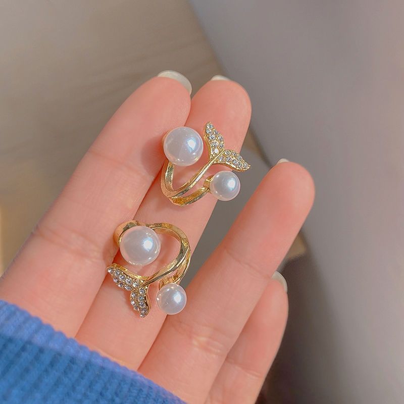 Cristal fish tails earrings