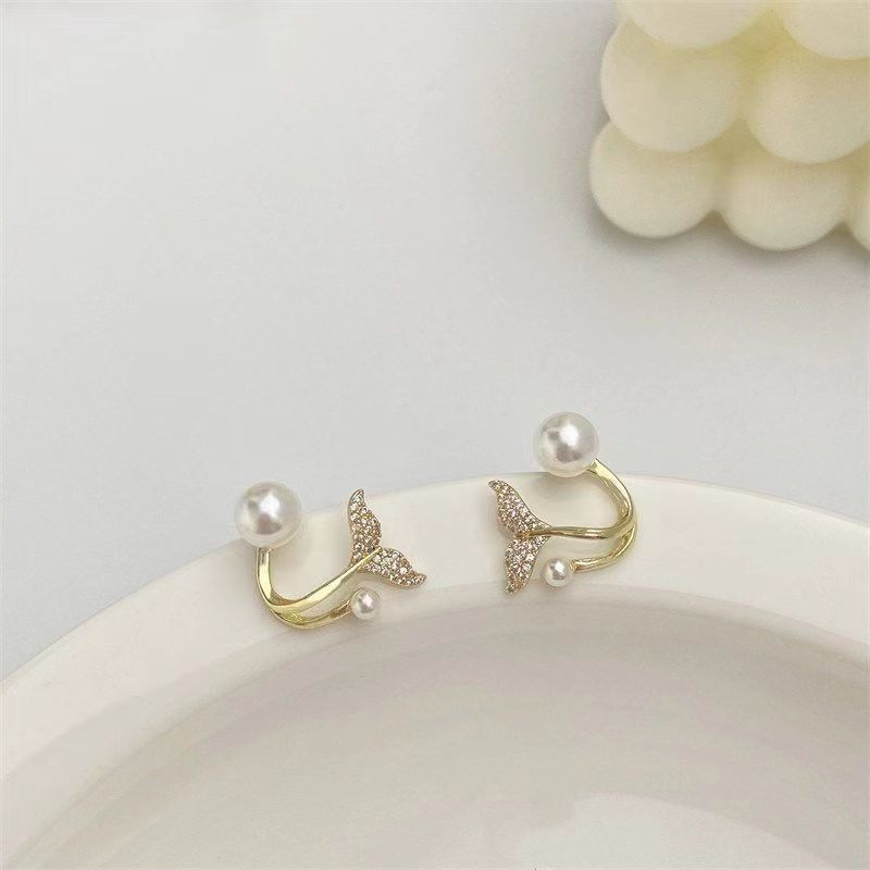 Cristal fish tails earrings_img_3