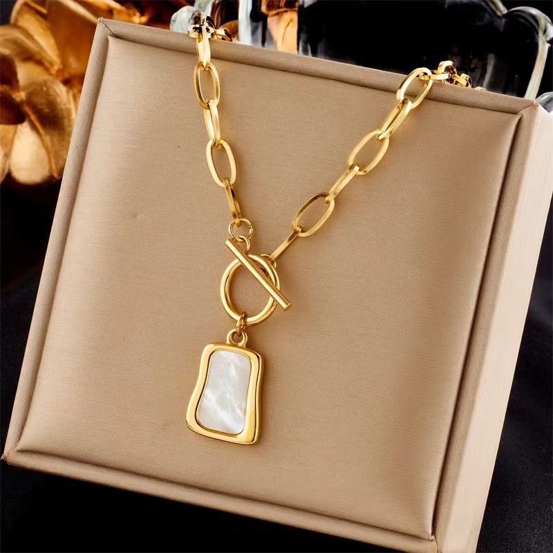 Vintage Golden  Pendant_img_1