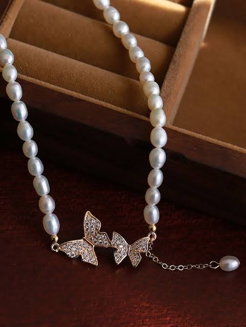 Imitation Pearl Butterfly Necklace_img_2