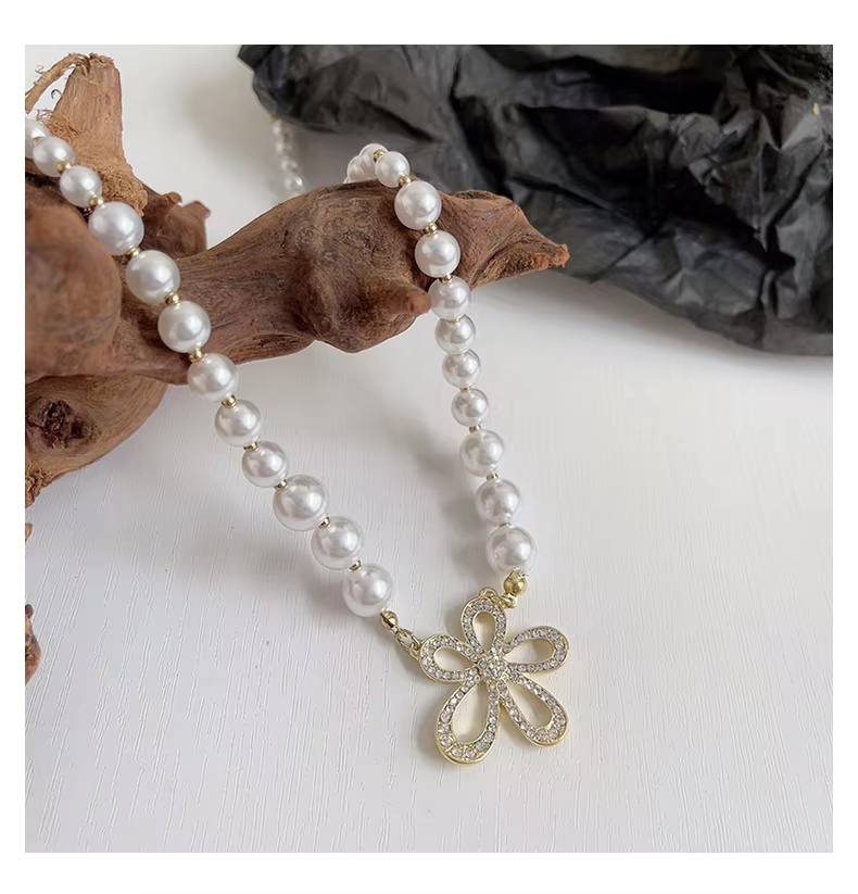Camellia Pearls Flower Long Necklace_img_1