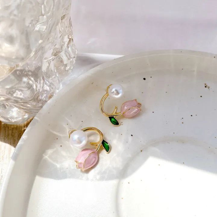French Light Luxury Tulip Flower Stud Earrings_img_3