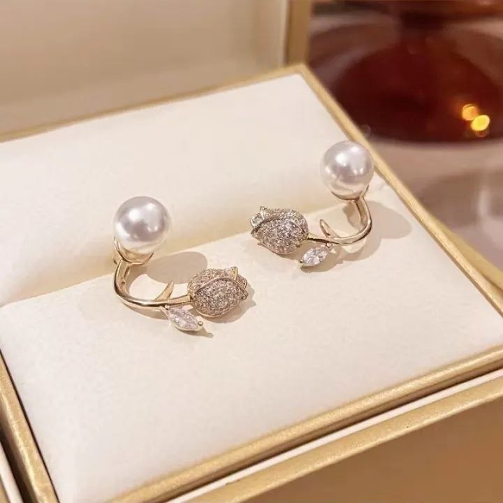 French Luxury Crystal Tulip Flower Stud Earrings_img_1