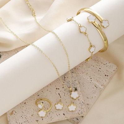 5Pcs Five Leaf Clover Design Jewelry Set includes Bracelet, Earrings, Kara, Necklace & Ring_img_7